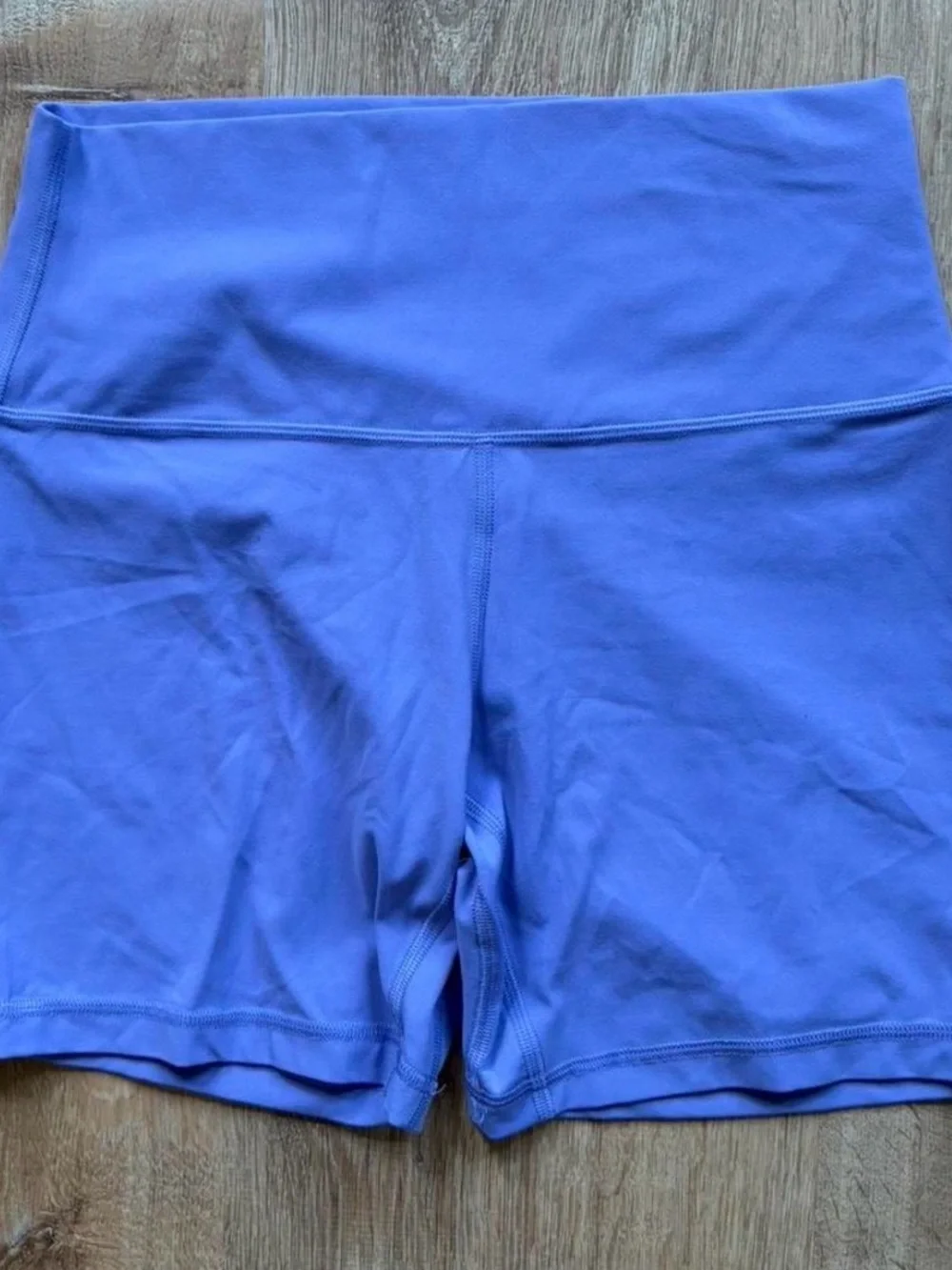 Lululemon dark lavender 6” align high rise shorts size 8